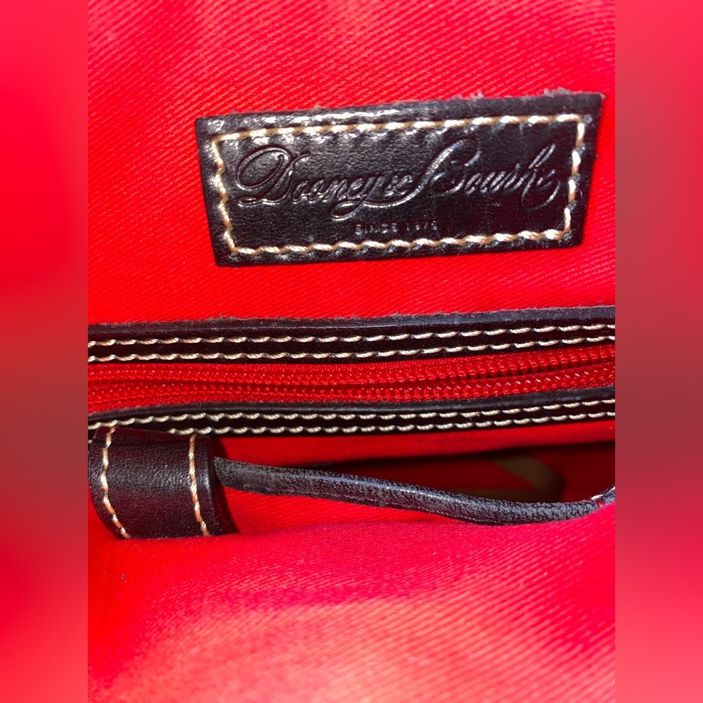 Dooney & Bourke Pebbled Grain Black Leather - Picture 3 of 6